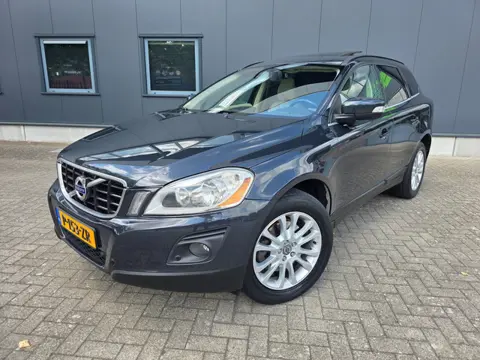 Volvo XC60 3.0 T6 AWD full option! schuifdak, leder, cruise, bijtel vriendelijk!