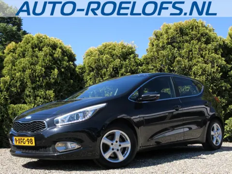 Kia Cee'd 1.6 GDI Business Pack * Navi * Cruise * Camera *