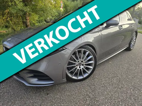 Mercedes-Benz A-klasse 250 Premium Plus/AMG-Line/Automaat/Navi/Panodak