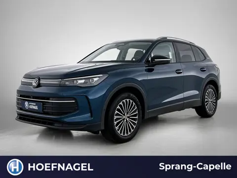 Volkswagen Tiguan 1.5 eTSI Life Edition | Trekhaak | 360 Camera | Stoelverwarming | Adaptive Cruise 