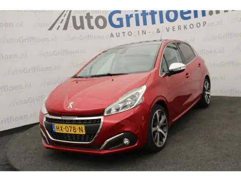 Peugeot 208 1.2 PureTech Première keurige 5-deurs met panoramadak