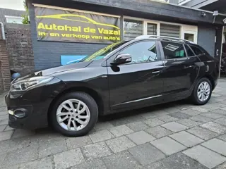 Renault Mégane Estate 1.2 TCe Limited Nw Distr ketting ,onderhoud , airco , navigatie,trekhaak