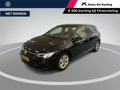 Volkswagen Golf 1.0 eTSI 110pk DSG Life · Camera · Apple/Android Car Play · Navigatie · P-Sensoren ·