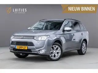 Mitsubishi Outlander 2.0 PHEV Instyle Schuifdak|Leder|Trekhaak|Elek.a-klep|Camera|Rockford-Fosgate