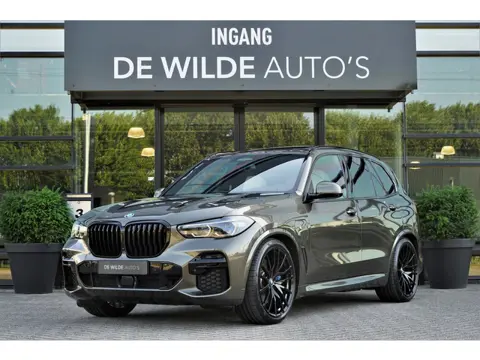 BMW X5 xDrive45e M-sport Bowers&Wilkins SoftClose 4-wielsturing Trekhaak Pano