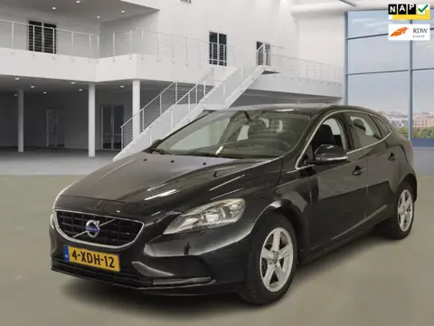 Volvo V40 2.0 D4 R-Design Business