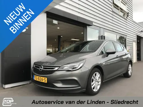 Opel Astra 1.0 Business+ Navi