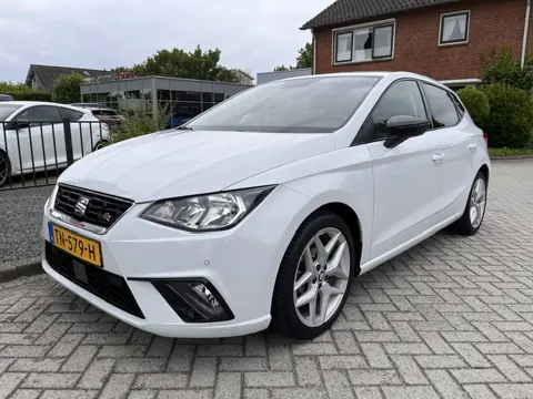 SEAT Ibiza 1.0 TSI FR Business Intense / Navi / CarPlay / Camera