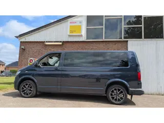 Volkswagen Transporter 2.0 TDI L2H1 DC - Aut. - Camera -