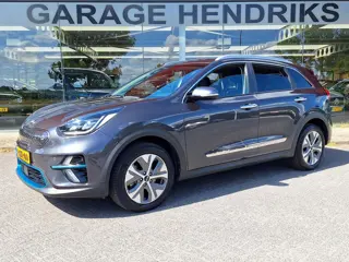 Kia e-Niro ExecutiveLine 64 kWh | SOH: 95,2% | 3 Fase | Leder | Adaptive CC | Climate |