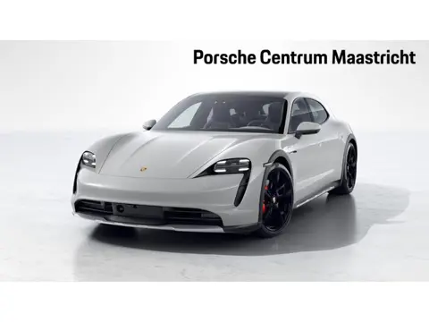 Porsche Taycan 4S Cross Turismo