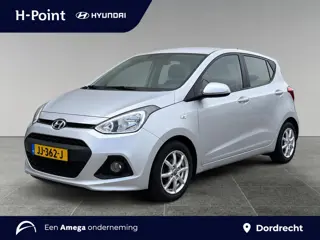 Hyundai i10 Comfort 1.0i i-Motion 67pk | TREKHAAK | NAVI | LM-VELGEN | CLIMA | LAGE KM-STAND! | CRUI