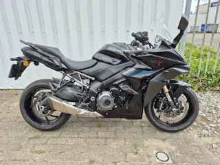 Suzuki GSX-S1000GT uit 2022, sportieve toermotor met abs/tcs/cruise control