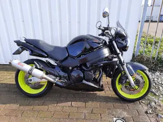 Honda X11, dikke naked bike