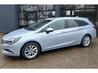 Opel Astra Sports Tourer 1.4 Innovation (bj 2017)