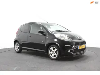 Peugeot 107 1.0 Black & Silver | Airco | Half leder | Sportief | Sportvelgen | LED verlichting