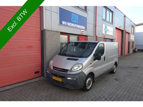 Opel Vivaro 1.9 DI L1H1 3 zits (bj 2005)