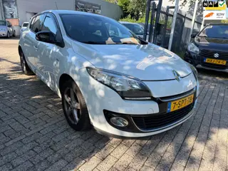 Renault Mégane 1.5 dCi Bose 5 deurs, airco/clima, navi, cruise, elec pakket, rijd perfect 356.627 km