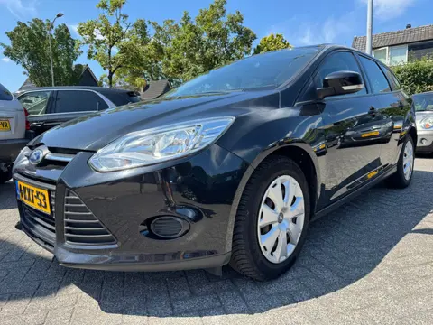 Ford Focus Wagon 1.0 EcoBoost Trend,Airco,Cruise,Navi,Elek-pakket