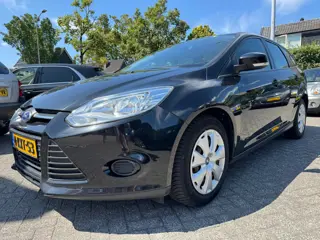 Ford Focus Wagon 1.0 EcoBoost Trend,Airco,Cruise,Navi,Elek-pakket