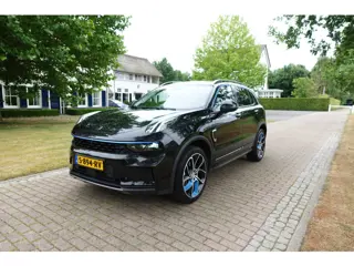 Lynk & Co 01 1.5 | 360° Camera | ACC | Panorama dak | Stoelverwarming |