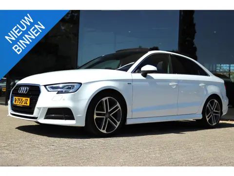 AUDI A3 LIMOUSINE 1.5 TFSI COD SPORT S LINE EDITION | PANO | KEY-LESS | LED | PDC | STOELVERW.