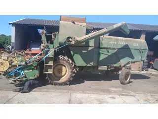 John Deere 630 (bj 1975)