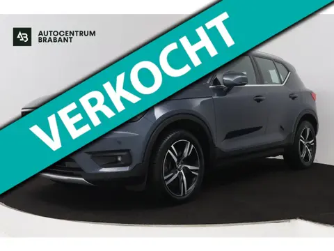 Volvo XC40 2.0 T5 AWD Inscription (PANORAMADAK, TREKHAAK, ELEKTR STOELEN, STOEL/STUUR VERWARMING, AC