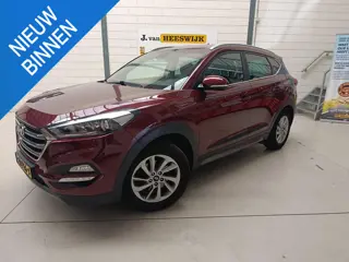 Hyundai Tucson 1.7 CRDi Comfort Airco (automatisch) | Trekhaak | stoelverwarming | set winterbanden 