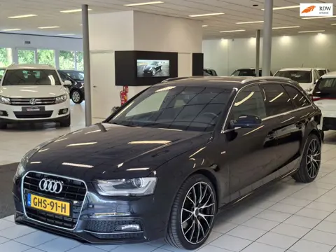 Audi A4 Avant 1.8 TFSI Aut./19 inch/S Line/Xenon/Trekhaak afn./Bluetooh/PDC