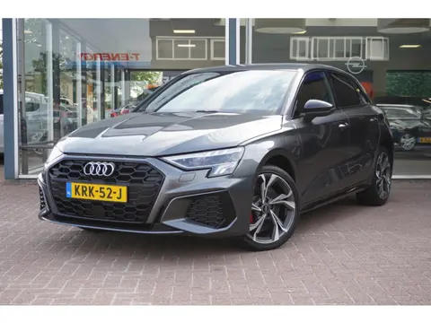 Audi A3 Sportback 45 TFSI e S edition Competition | Automaat | Airco | CarPlay | Vol opties | Trekha