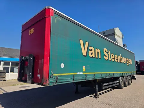 Kögel Mercedes - Disc Kögel 3-assige zeilen oplegger - Mercedes assen - Schijfremmen - Luchtvering -