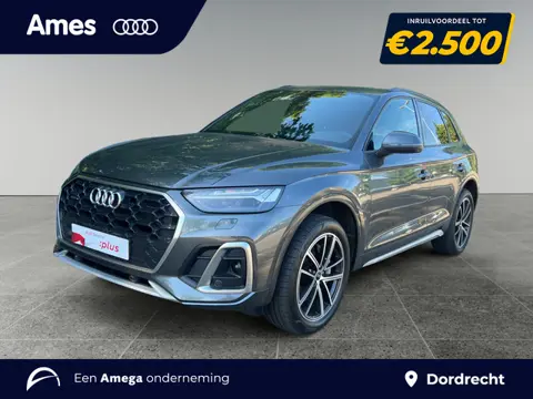 Audi Q5 50 299pk TFSI e S edition Parkeerhulp plus | Adaptive cruise control | Stoelverwarming voori