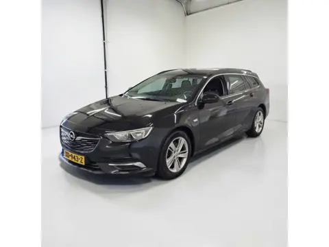 Opel Insignia Sports Tourer 1.5 Turbo Online Edition Dealer onderhouden