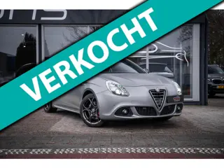 Alfa Romeo Giulietta 1.7 TBi Quadrifoglio Verde|Schuif/kantel|Kuipstoelen|Half Leder|Bose|Cruise