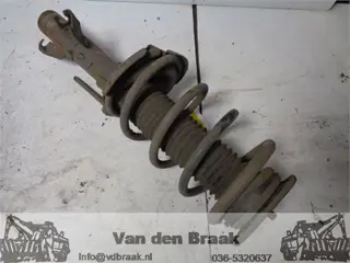 Mazda 5 1.8 16V 2005-2010 Schokbreker voorzijde rechts