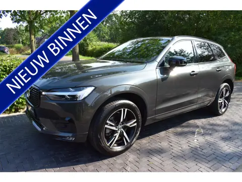 Volvo XC60 2.0 B4 R-Design 197PK PANO NIEUWSTAAT!