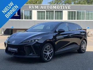 MG MG4 Electric Luxury 64 kWh LONG RANGE | SOH 97% | 8000KM |  360° CAMERA | STOEL & STUURVERWARMING