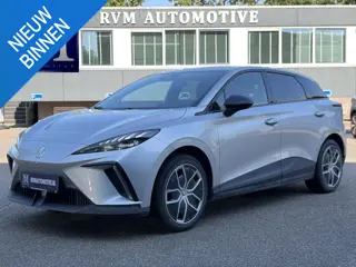 MG MG4 Electric Luxury 64 kWh LONG RANGE | SOH 95% | 15.000KM | 360° CAMERA | STOEL & STUURVERWARMIN