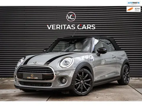 Mini Cabrio 1.5 Cooper Chili 136PK Automaat|Full Led|CarPlay|Stoelverwarming|Cruise|Keyless e.o.