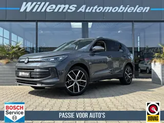 Volkswagen Tiguan 1.5 eHybrid Edition Elektrische Trekhaak, Panorama Dak & Stoel\Stuur Verwarming