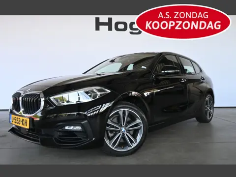 BMW 1-serie 118i Executive Clima Cruise Led Navigatie Camera 100% Onderhouden! Inruil Mogelijk!