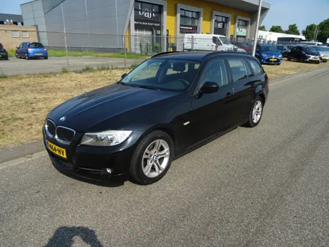 BMW 3-serie Touring 318i