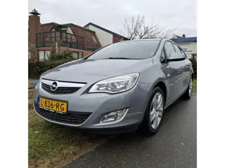 Opel Astra 1.6 Sports Tourer Automaat Trekhaak, Stoelverwarming, Cruise C