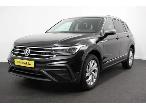 Volkswagen Tiguan Allspace 1.5 TSI 150pk DSG Life 7p. Navigatie Climate Control Trekhaak afneembaar 