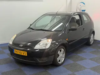 Ford Fiesta 1.25-16V Centennial / DEALER ONDERHOUDEN / EERSTE EIGENAAR / RIJDT SCHAKELT GOED