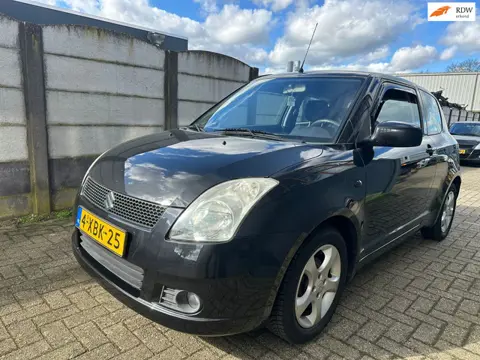 Suzuki Swift 1.3 GLS 3 DRS AIRCO/ KEYLESS GO/ LM VELGEN!