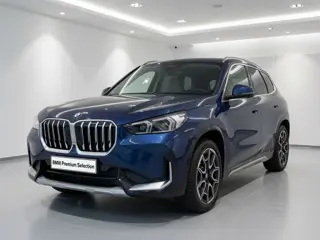 BMW X1 xDrive25e xLine | 19" | Panorama | Trekhaak