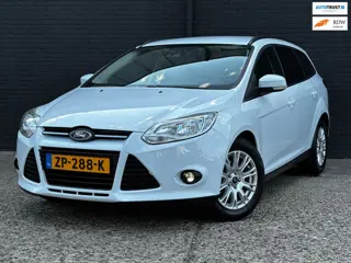 Ford Focus Wagon 1.0 EcoBoost Trend NAVI|PDC|AIRCO|ELEK RAMEN|NWE APK