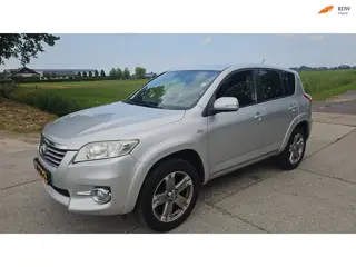 Toyota RAV4 2.2 D-CAT Dynamic/ automaat/ 4x4 drive/ clima/ euro 5